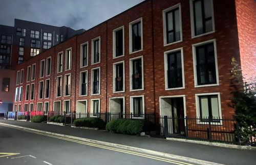 Luxury Modern Town House, Manchester City Centre, Free Secured Parking - Foto 29
