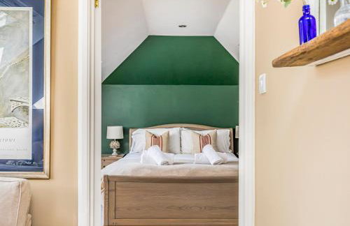 Charming Cottage with Garden - Pass the Keys - Foto 35