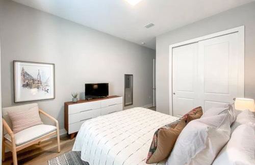 BRAND NEW 3 bedroom near DISNEY / Wi-Fi / Parking - Foto 60