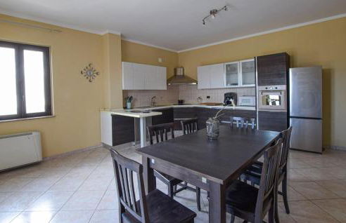 Lovely Apartment In Nicotera Marina With Wifi - Foto 5