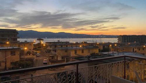 Piccolo Paradiso Appartamento vicino a stazione e spiaggia - Photo 2