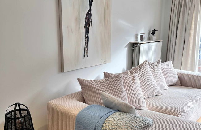 Huswell - Cozy Apartment Near the Beach Shops With Terrace - Photo 1