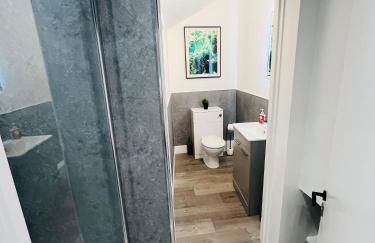 Yastayzzz Studio 2 Worcester House with Free Parking - Foto 7