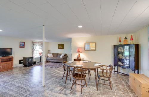 Maine Retreat with Ocean Views, Walk to Downtown! - Photo 11