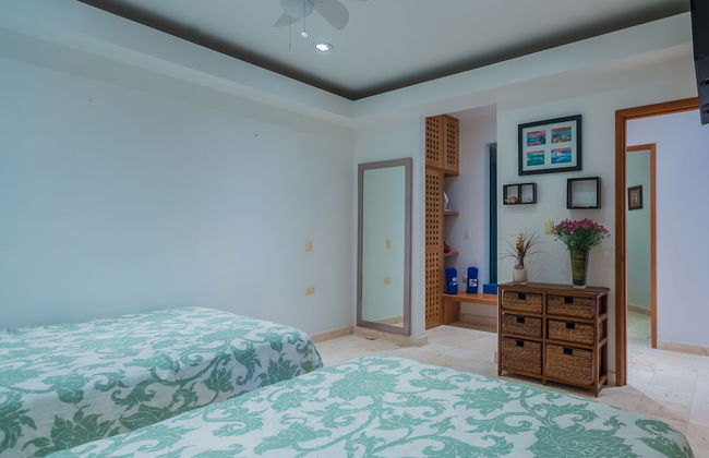 Deep Blue Condos - Foto 25