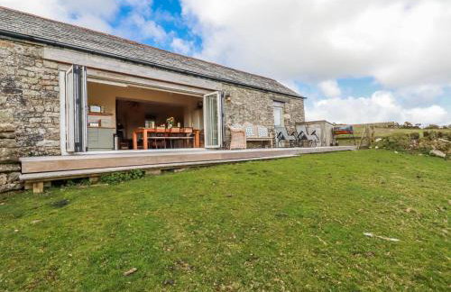 Roughtor Barn - Photo 32