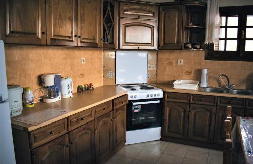 Feel at Home - Photo 11