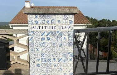 Pool Oasis with Mountain Views - Foto 38