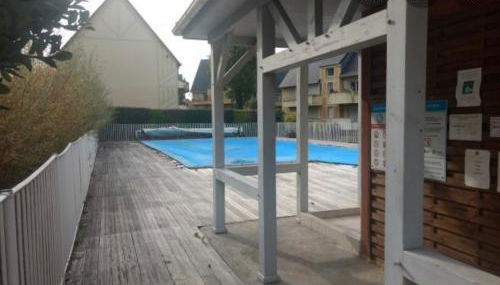 F3 proche Deauville Piscine - Photo 3