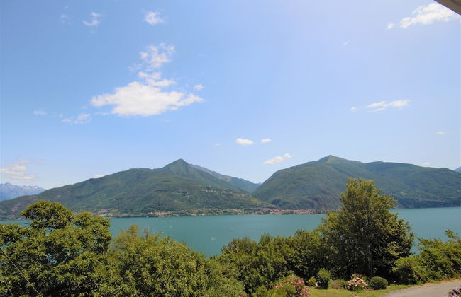 White House - Photo 6