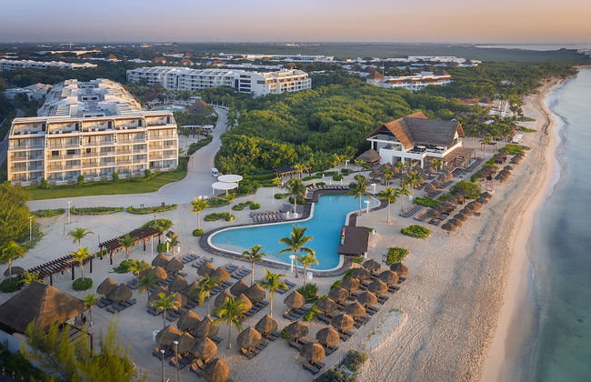 Ocean Riviera Paradise All Inclusive - Photo 1