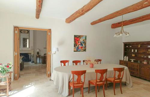 Artist's Villa With Pool Near Aix-En-Provence - Foto 21