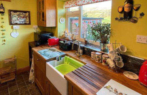 Mystified Bungalow - Photo 9