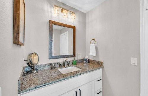 Hot Tub, Gas Grill, Tiki Bar w/TV, Dog Friendly - Foto 16