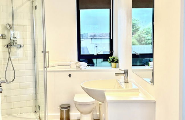 Hampton Suites Serviced Apartments - Photo 45