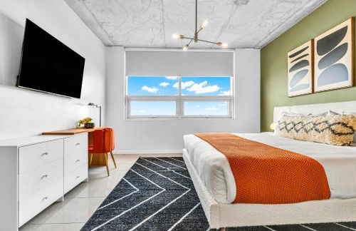 Miami Vice - Central Midtown Pool and Parking - Foto 18