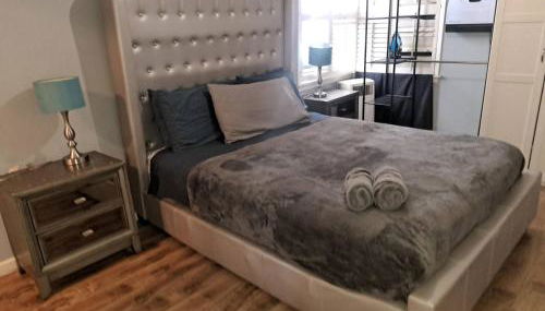 1 bedroom spacious apt in Beverly hills - Foto 2