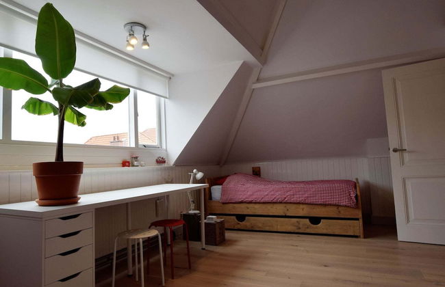 Quietly Located Mansion Near the Centre of The Hague - Foto 6