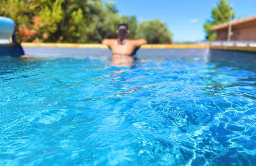 Les Hauts de la Pinède - Villa avec Piscine, Jacuzzi et Boulodrome privatifs - Foto 5