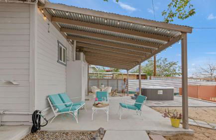 Fable by Avantstay 2 Unique Spaces, w/ Bowling, Hot Tub, Fire Pit, Large Yard - Foto 66