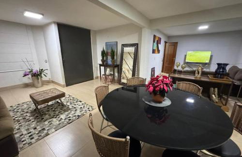 Excelente Casa para 10 pessoas proximo ao Shopping Flamboyant- Serra Dourada-Autódromo - Photo 9