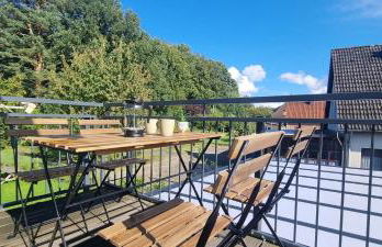 110qm- 4 Rooms - free private parking- free fast WIFI - Kitchen - near Wood- A Part Time Home - Foto 5