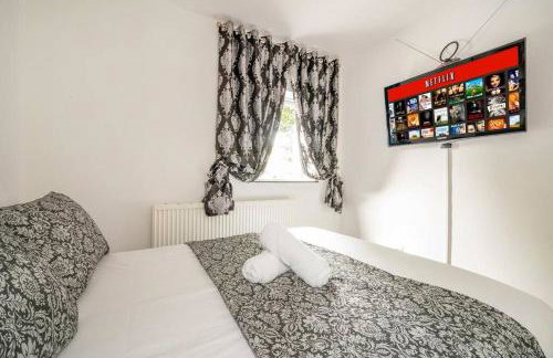*F2GH* for your most relaxed & Cosy stay + Free Parking + Free Fast WiFi * - Foto 40