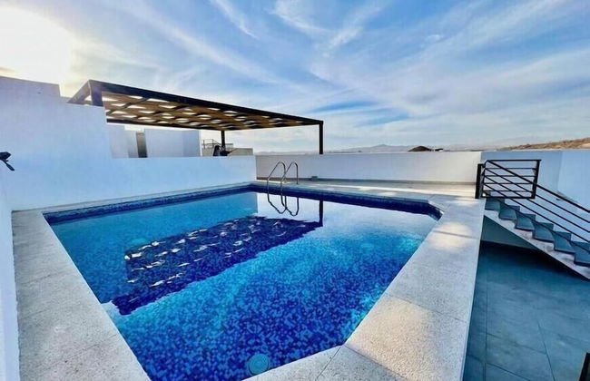 Oceanwiew Condo Rooftop pool - Foto 1