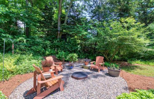 Little Stuga - Cute cozy cottage - minutes from downtown and Oval Beach! - Foto 20