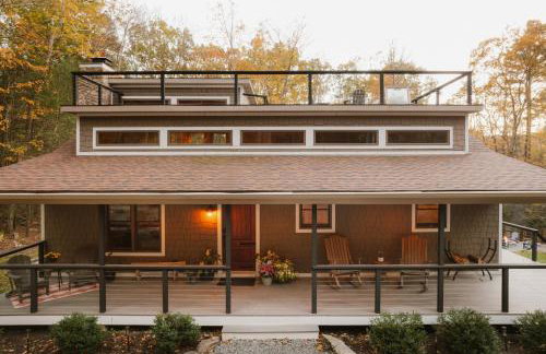 Secluded Catskills 3BR with Hot Tub & Roof Deck - Foto 30