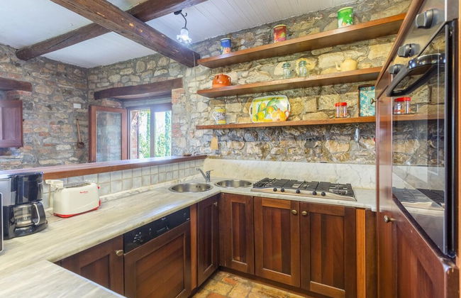 Villa Caporlese Large Private Pool Wifi - 3291 - Foto 3