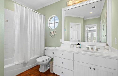 Huge beach house with great views, steps from sand - Foto 29