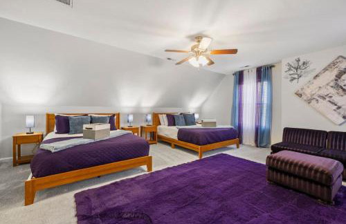 Elegant Retreat Spacious with Outdoor Fireplace - Foto 34