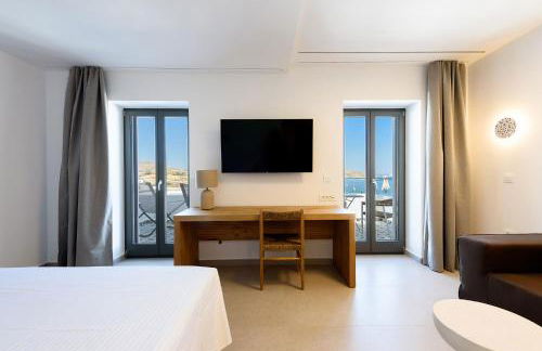 Azure Naousa - Photo 54