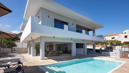 Rousso Villa - Foto 2, sunbed