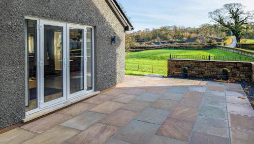 Bay Bungalow - Photo 2