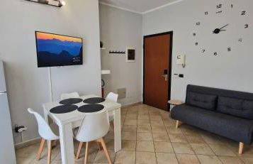 Bilocale con Terrazzo Milano-Forum-M2-Humanitas e WiFi - Foto 8