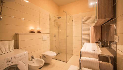 Villa Maslina, a charming and private villa 15 km from the sea - Foto 5, towels, Shower