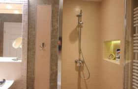 Hochwertiges Penthaus mit großer Dachterrasse in ruhiger Stadtlage - Foto 9