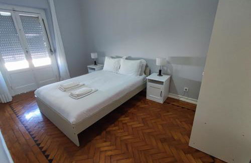 Lisbon traditional T2 with balcony in Damaia, Lisbon - Foto 20