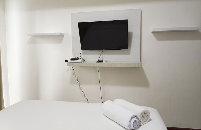 Homey And Tidy Studio Apartment At Vida View Makassar - Foto 7