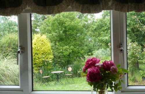 Beautiful 'Rose-Dene' with ample parking - Foto 6