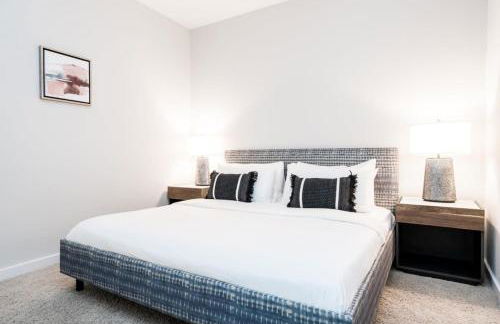 CozySuites Music Row Stunning 2BR -free parking 35 - Foto 13