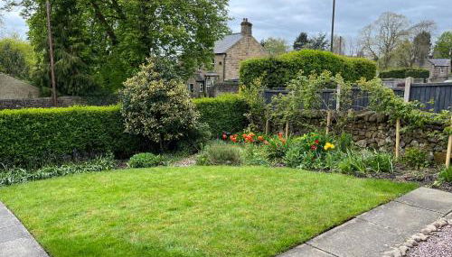 Two Four Four, holiday home in Matlock - Foto 5