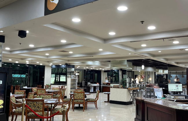 Horison Ultima Bandung - Foto 37