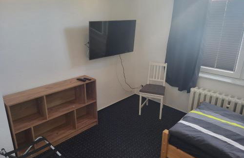 Große Wohnung im EG mit 2xAC - Photo 13