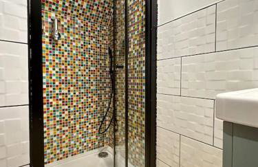 The Loft at Orchard House- Strictly No Parties - Foto 4