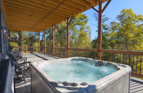 Luxury 12-Bedroom Cabin with Indoor Pool, Hot tub & Movie Theater, Sleeps 36 - Foto 22