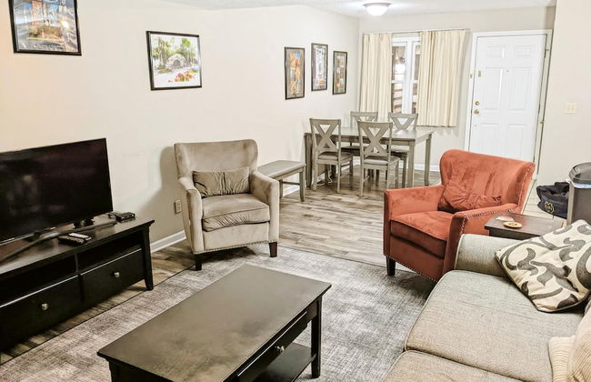 2 Br 2 b Condo at Unv of Notre Dame Short and Long Term Stays Welcome ND Football A5 - Foto 1