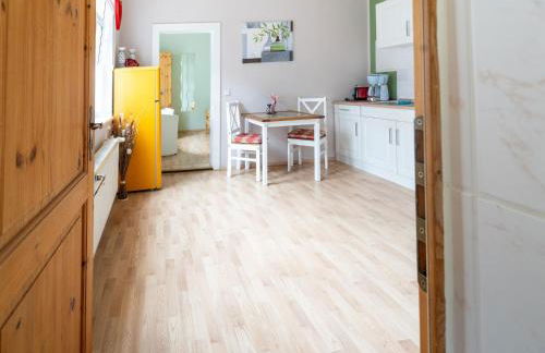 Quiet Garden Apartment - Foto 10